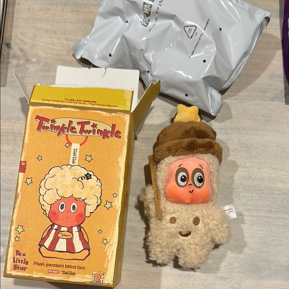 Pop Mart Twinkle Twinkle Plush Pendant